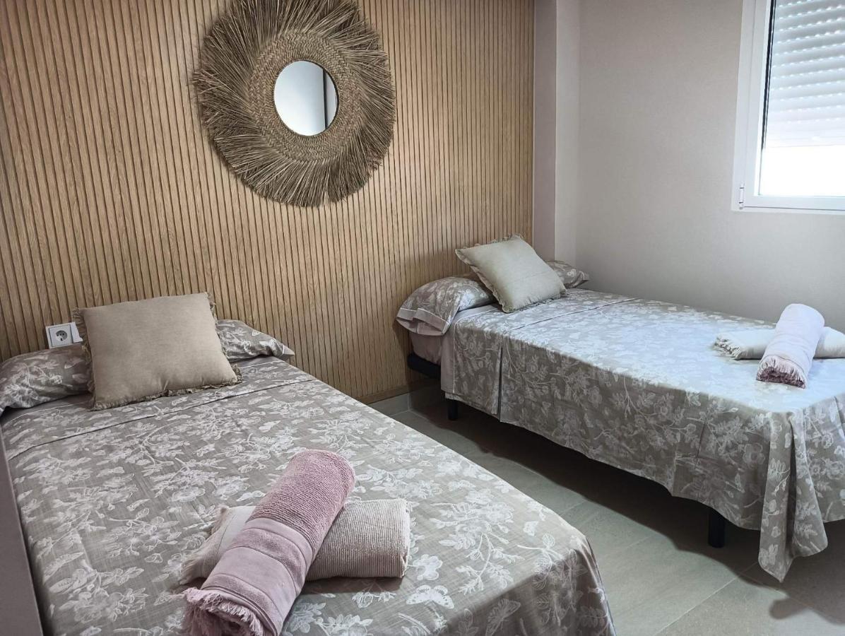 Apartamento Alejandro Gandia Playa Con Vistas Al Mar, Parking! Playa de Gandia Eksteriør billede